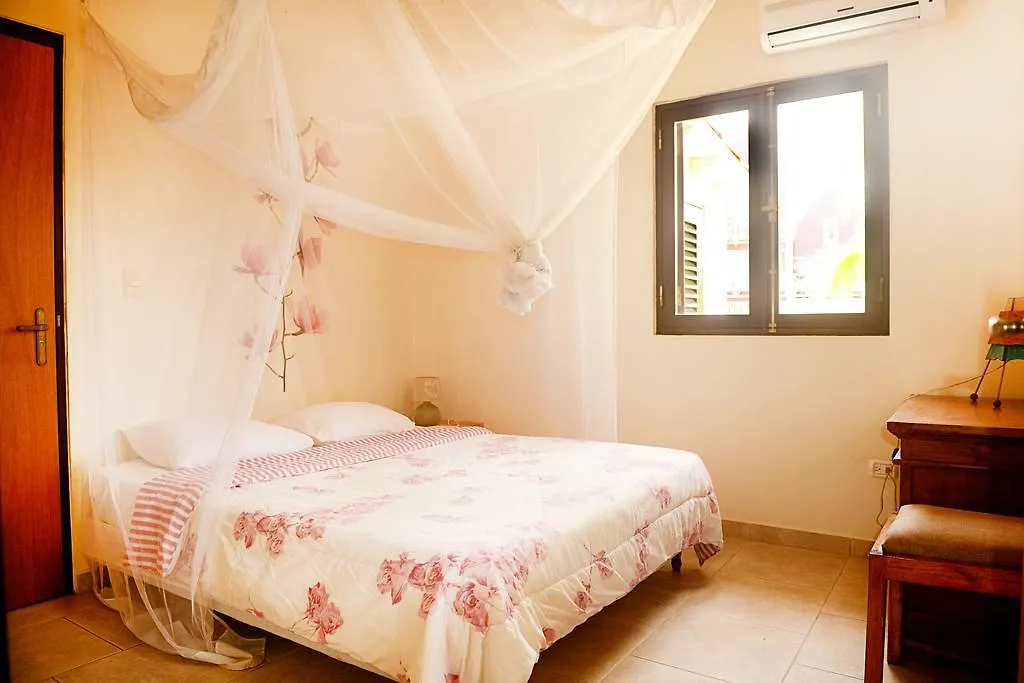 Villa Pela Playa Karayip Hollandası