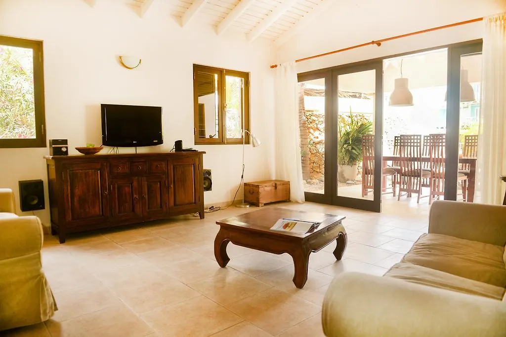 Villa Pela Playa 0*,  Karayip Hollandası